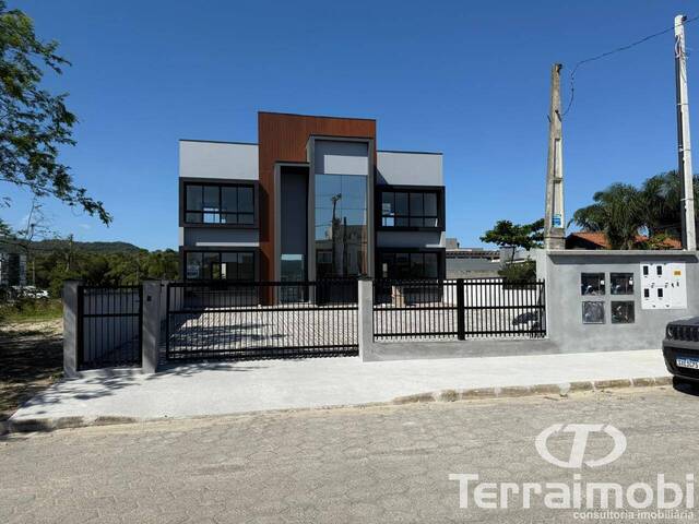 #481 - Apartamento para Venda em Garopaba - SC - 2