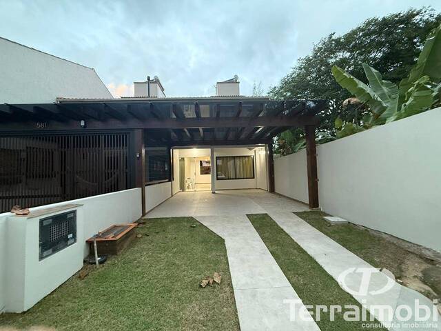 #521 - Casa para Locação em Garopaba - SC - 2