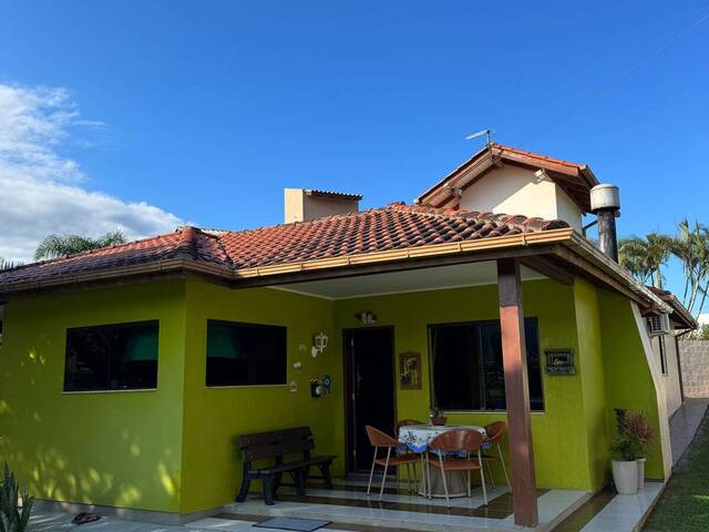 #528 - Casa para Venda em Garopaba - SC - 2