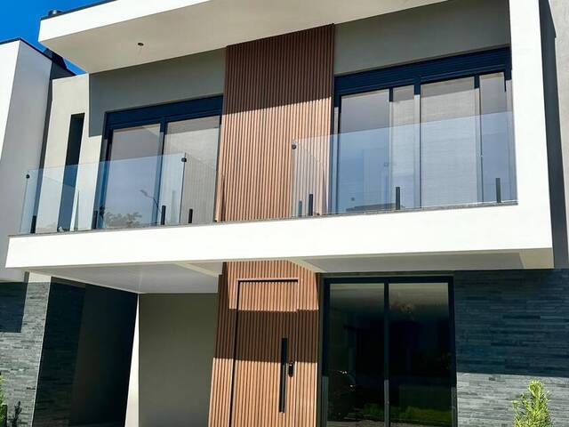 #602 - Casa para Venda em Garopaba - SC - 1