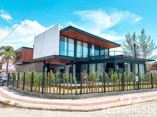 #670 - Casa para Venda em Garopaba - SC - 2
