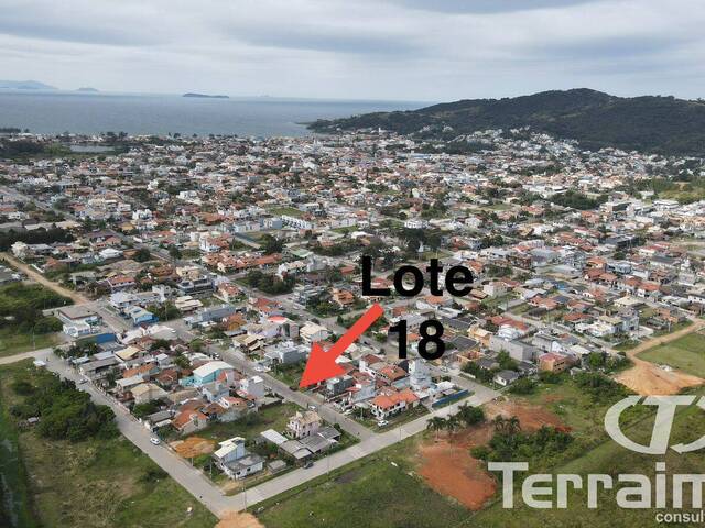 #672 - Terreno para Venda em Garopaba - SC