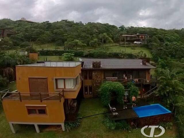 #675 - Casa para Venda em Garopaba - SC