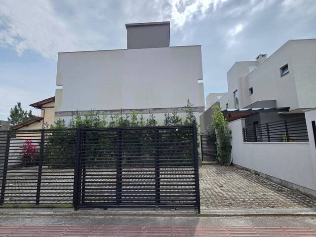 #711 - Casa para Venda em Garopaba - SC - 3