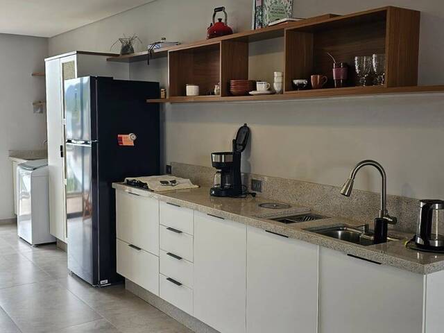 #713 - Apartamento para Locação em Garopaba - SC - 2