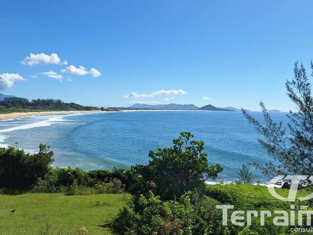 #716 - Apartamento para Venda em Garopaba - SC - 2