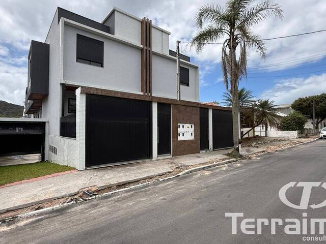 #724 - Apartamento para Venda em Garopaba - SC - 2