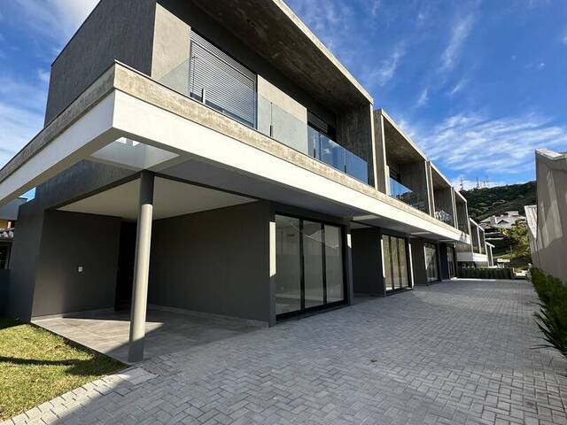 #728 - Casa em condomínio para Venda em Garopaba - SC - 2