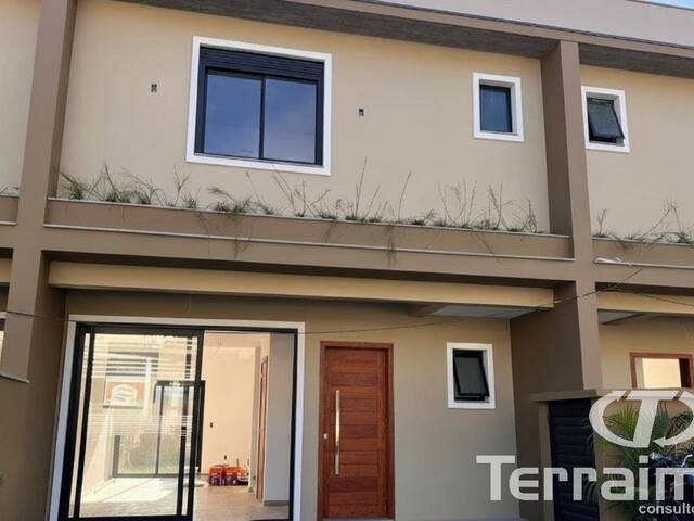 #733 - Casa para Venda em Garopaba - SC - 2