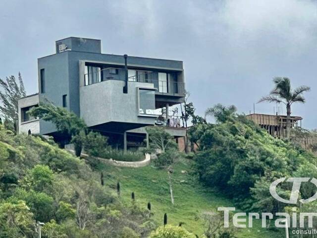 #745 - Casa para Venda em Garopaba - SC - 2