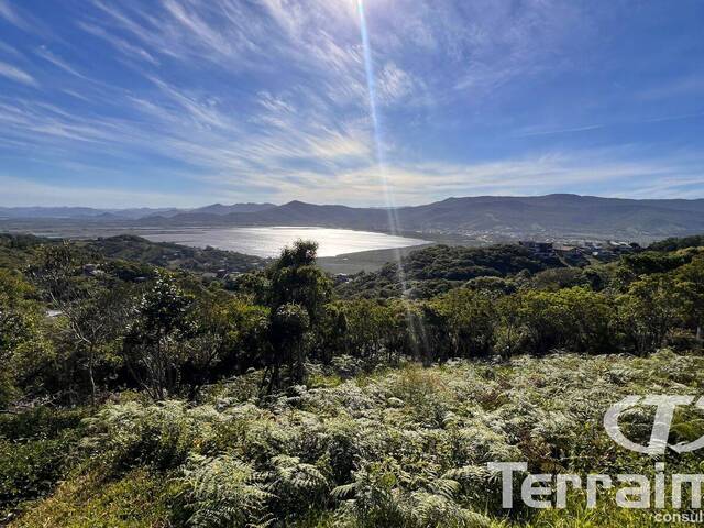 #700 - Terreno em condomínio para Venda em Garopaba - SC