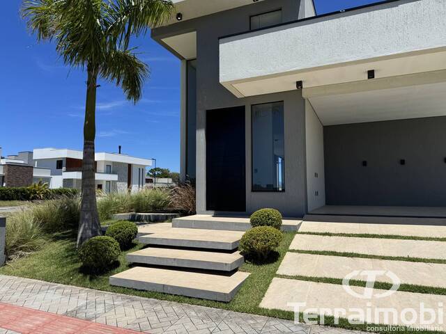 #760 - Casa para Venda em Garopaba - SC - 2