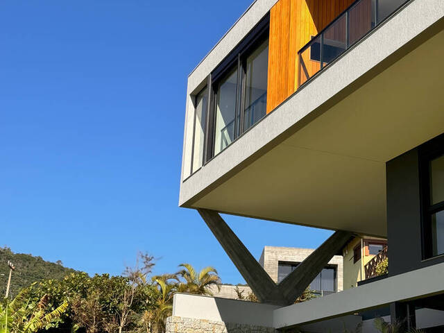 #768 - Casa para Venda em Garopaba - SC - 2