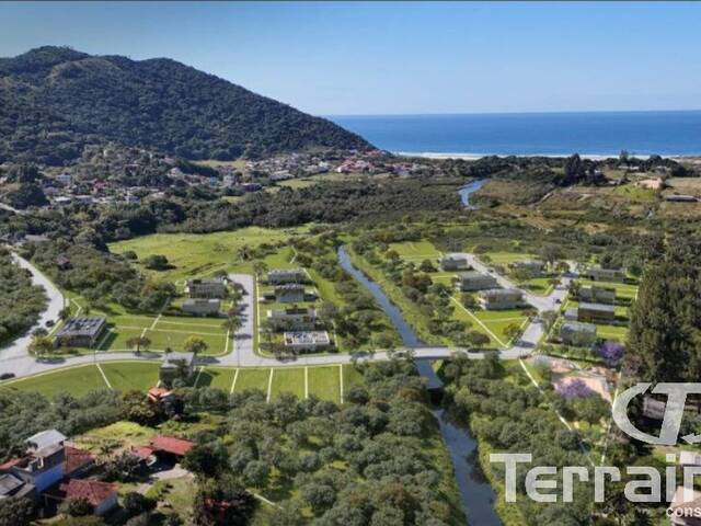 #769 - Terreno para Venda em Garopaba - SC - 2
