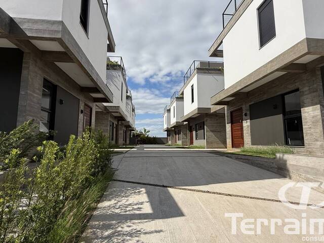 #693 - Casa para Venda em Garopaba - SC