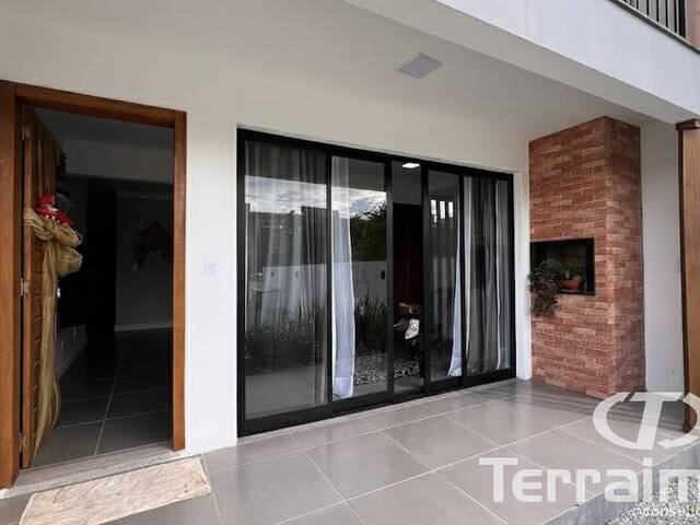 #618 - Apartamento para Venda em Garopaba - SC - 1