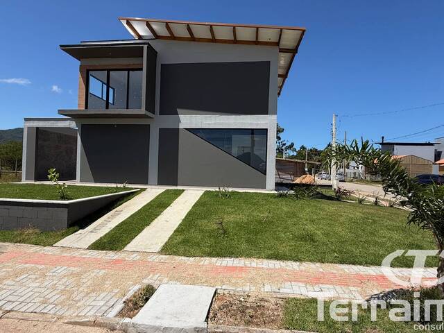 #747 - Casa para Venda em Garopaba - SC - 3