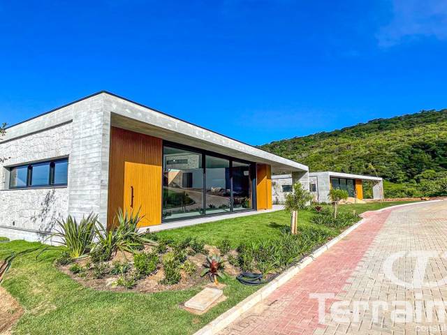 #477 - Casa em condomínio para Venda em Garopaba - SC