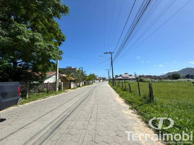 #814 - Terreno para Venda em Garopaba - SC