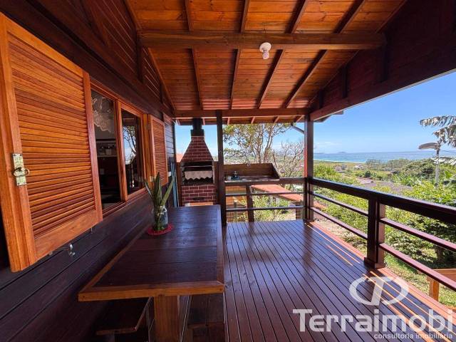 #827 - Casa de Praia para Venda em Garopaba - SC