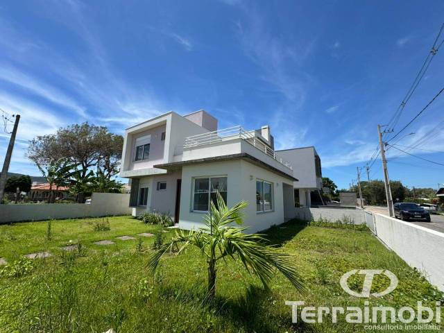 #826 - Casa para Venda em Garopaba - SC