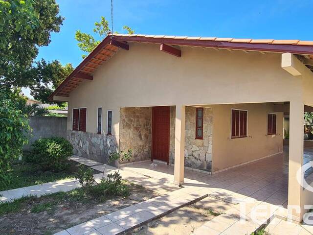 #803 - Casa para Venda em Imbituba - SC