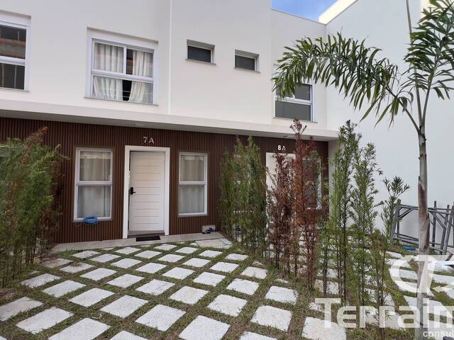 #688 - Casa em condomínio para Venda em Imbituba - SC