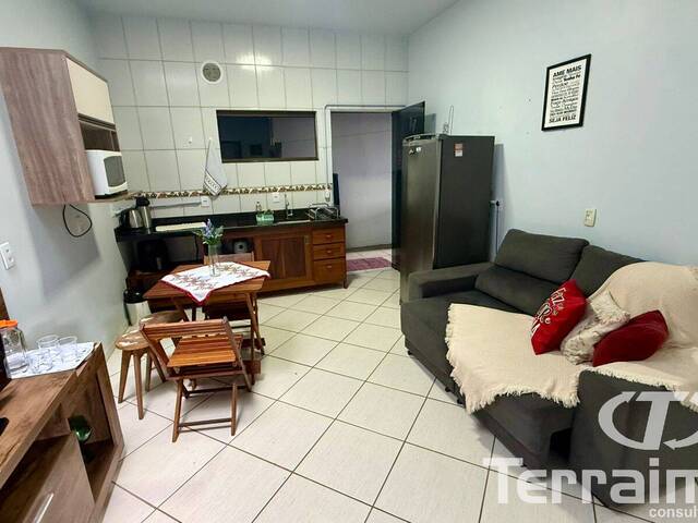 #880 - Apartamento para Locação em Garopaba - SC