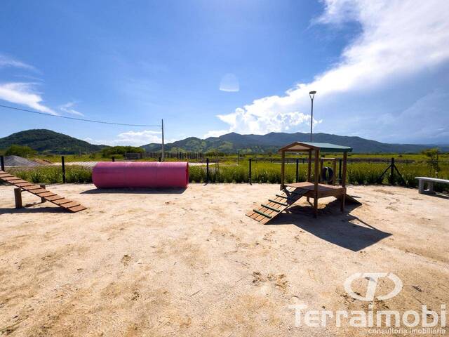 #881 - Terreno para Venda em Imbituba - SC