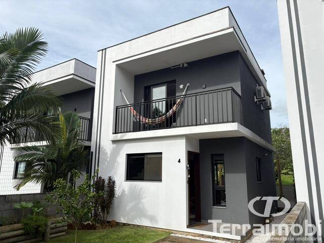 #893 - Casa para Venda em Garopaba - SC