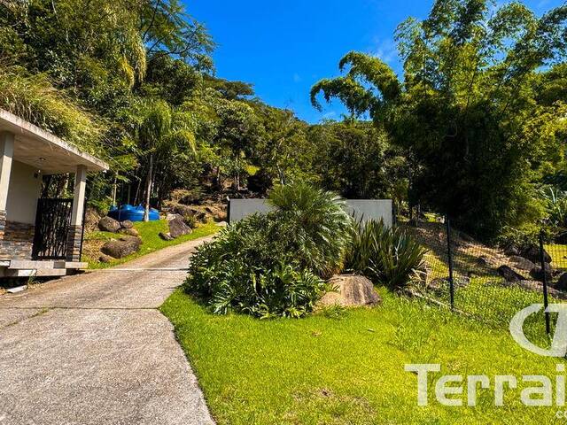 #923 - Terreno em condomínio para Venda em Garopaba - SC