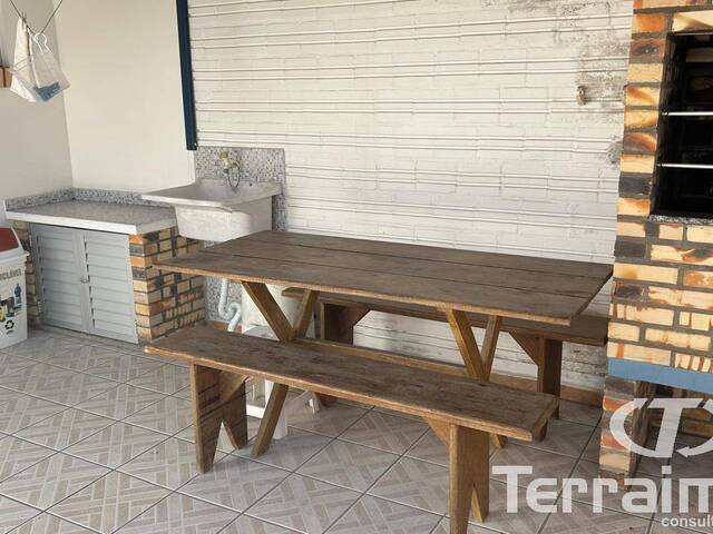 #925 - Casa para Locação em Garopaba - SC