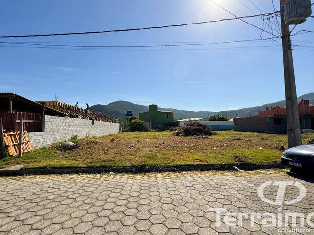 #948 - Terreno para Venda em Garopaba - SC