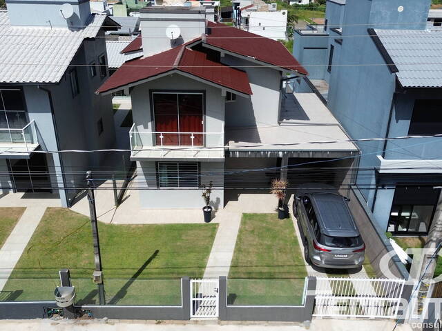 #953 - Casa para Venda em Garopaba - SC