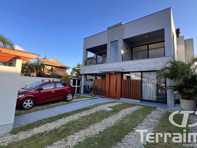 #519 - Apartamento para Locação em Garopaba - SC