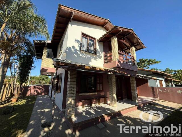 #961 - Casa para Locação em Garopaba - SC