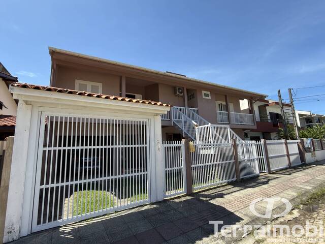 #647 - Casa para Venda em Garopaba - SC