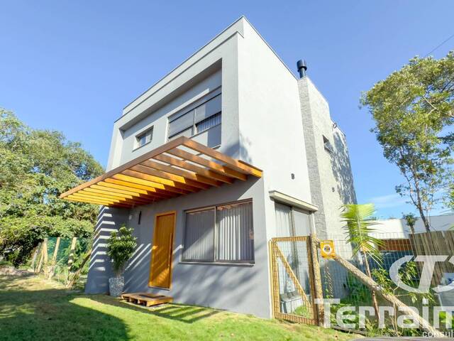 #989 - Casa em condomínio para Venda em Garopaba - SC