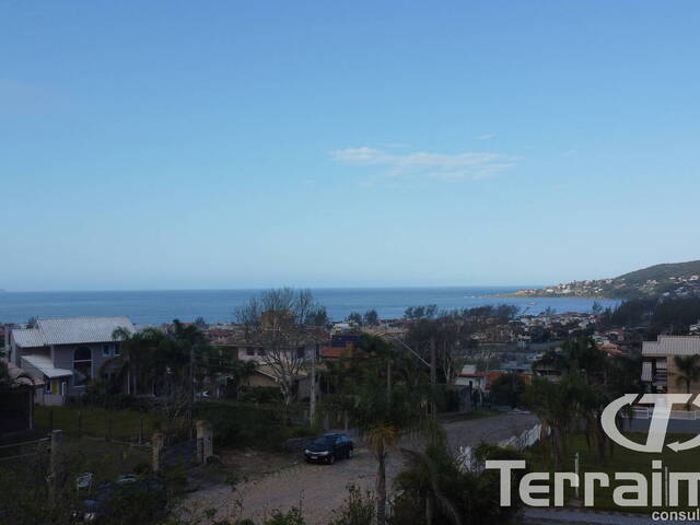 #1001 - Apartamento para Venda em Garopaba - SC