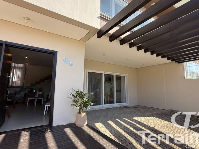 #1033 - Casa para Venda em Garopaba - SC