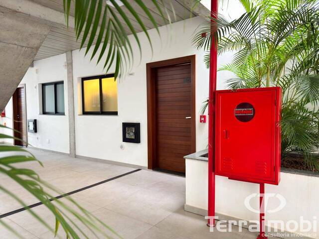 #1067 - Apartamento para Venda em Garopaba - SC