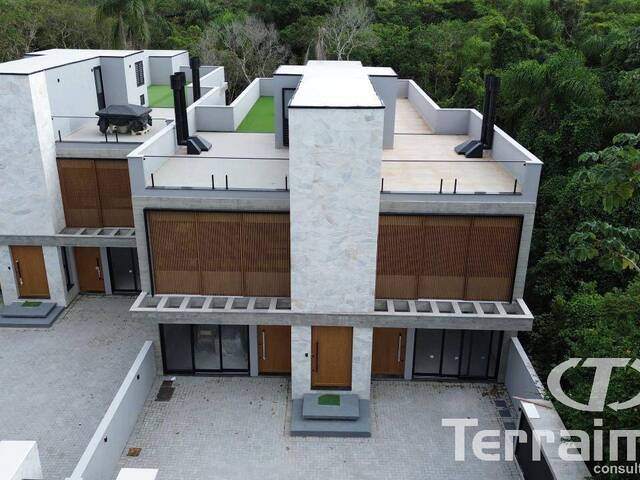 #1076 - Apartamento para Venda em Garopaba - SC
