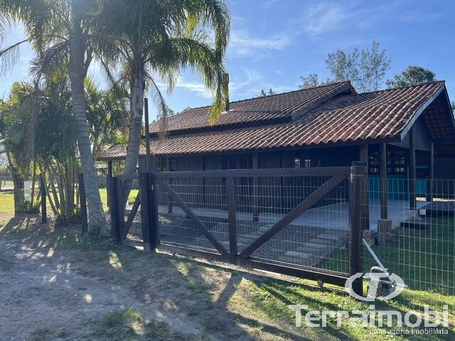 #1080 - Casa para Locação em Garopaba - SC