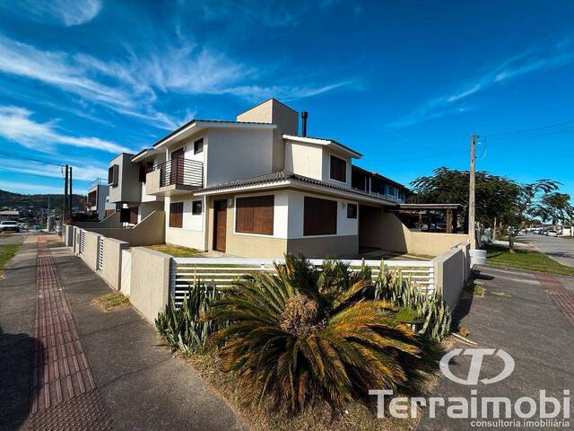 #1095 - Casa para Venda em Garopaba - SC