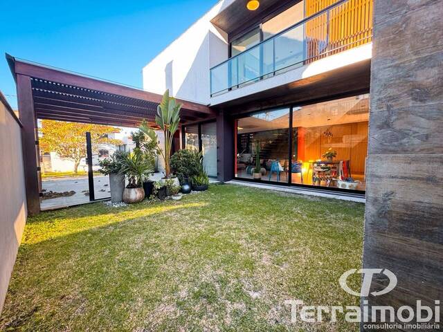 #1107 - Casa para Venda em Garopaba - SC