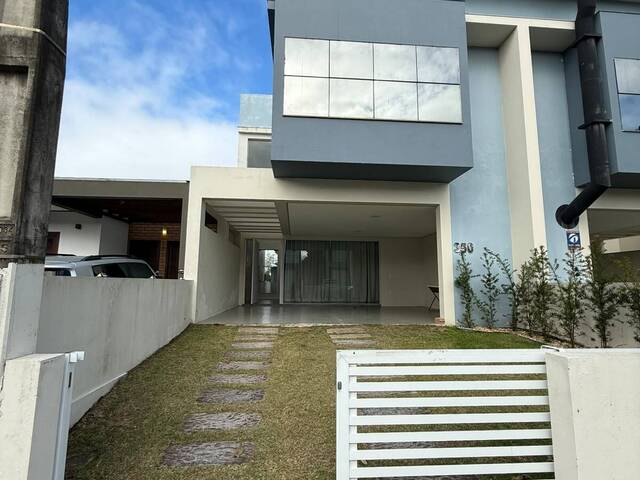 #1108 - Casa para Locação em Garopaba - SC