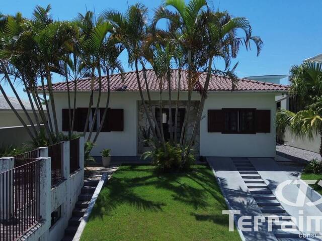 #1121 - Casa para Venda em Paulo Lopes - SC
